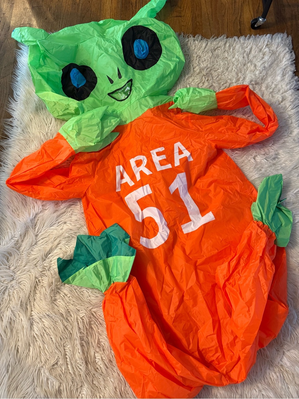 Adults inflatable Area 51 alien costume (E7)